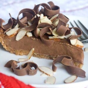 Gluten Free Guilt Free Chocolate Banana Pie