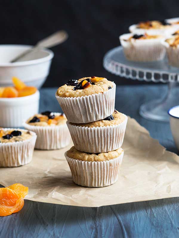 Easy gluten free oatmeal muffins with dried apricots and cherries