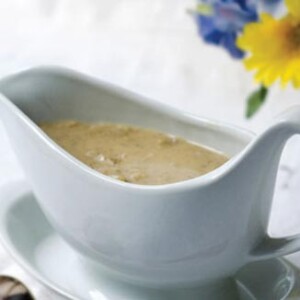 2012 nov dec Gluten free gravy 390x326 1.jpg