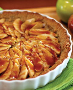 2012 nov dec gluten free salted caramel apple pie 727x400 1.jpg