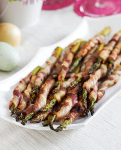 Bacon Wrapped Asparagus Spears.jpg