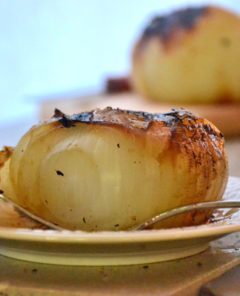 Sweet Roasted Onions 600x400 1.jpg