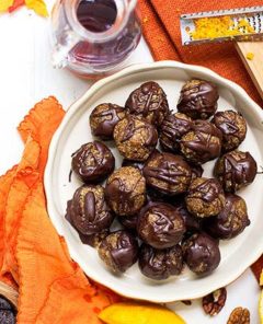 Chocolate Drizzle Oat Orange Balls Recipe