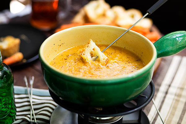 Gluten Free Beer and Cheese Fondue