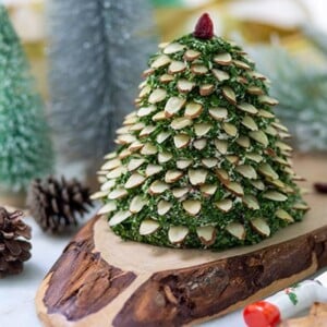 Cheese Ball Christmas Tree