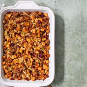 Cranberry-Citrus-Pecan-Stuffing-Mag