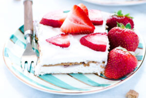 Strawberry-Icebox-Cake-mag-crop-1