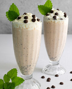 Chocolate-Mint-Chip-Ice-Cream-Shake-Feature