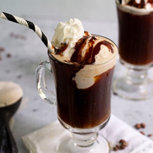 Iced-Vanilla-Coffee-Floats-Feature