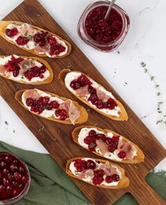 Cranberry-Prosciutto-Ricotta-Crostini-Feature