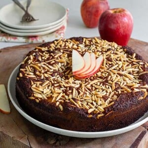 Apple-Almond-Cake-Feature