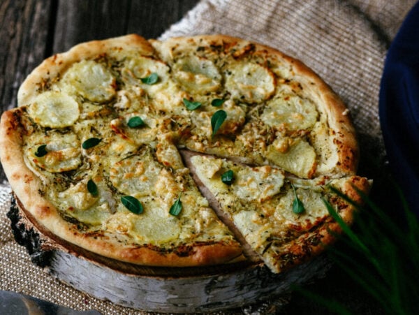 potato-pizza-recipe-oggi-foods-1024x683